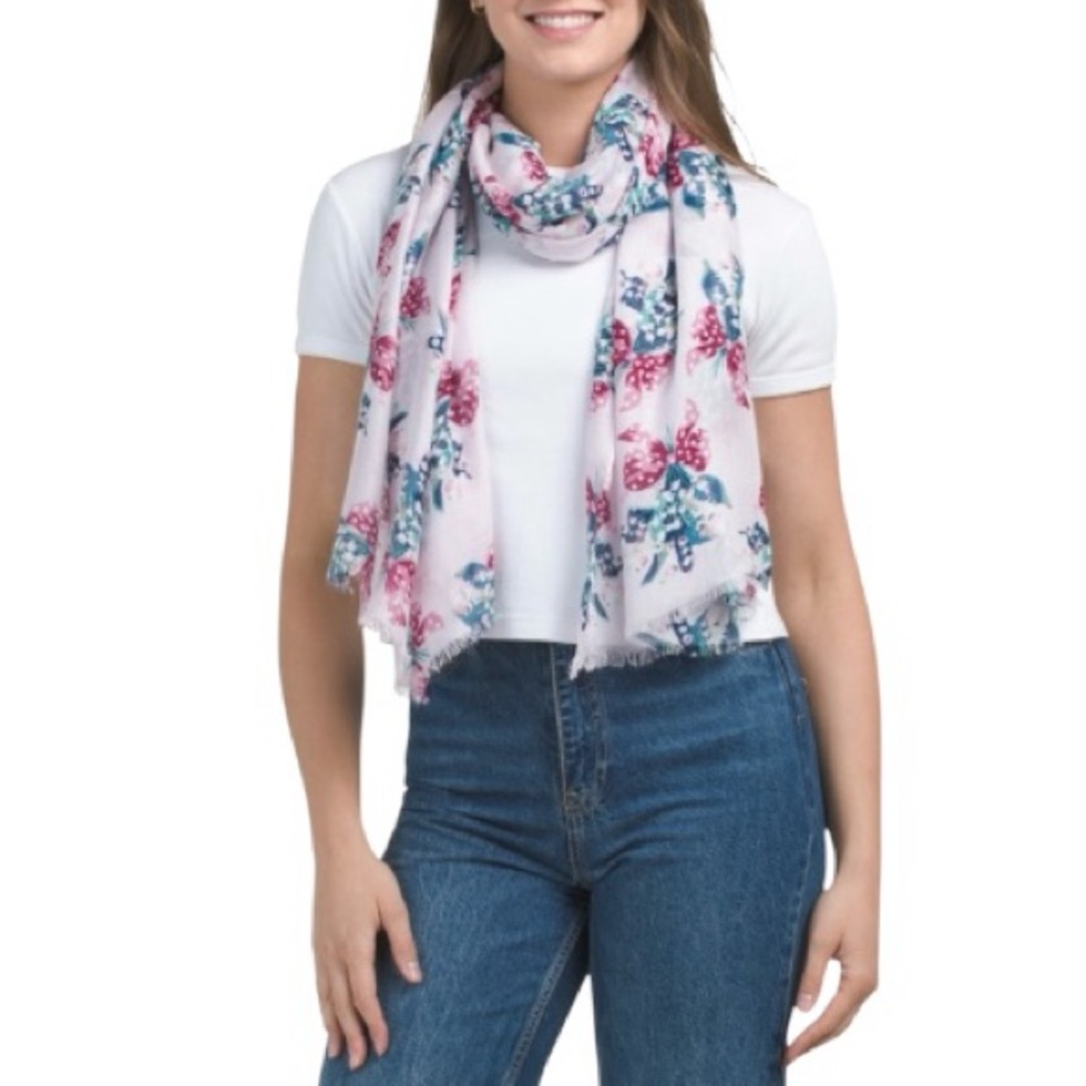 Vera Bradley “Happiness Returns Pink” Soft Fringe Scarf (NWT) (Size: OSFM)